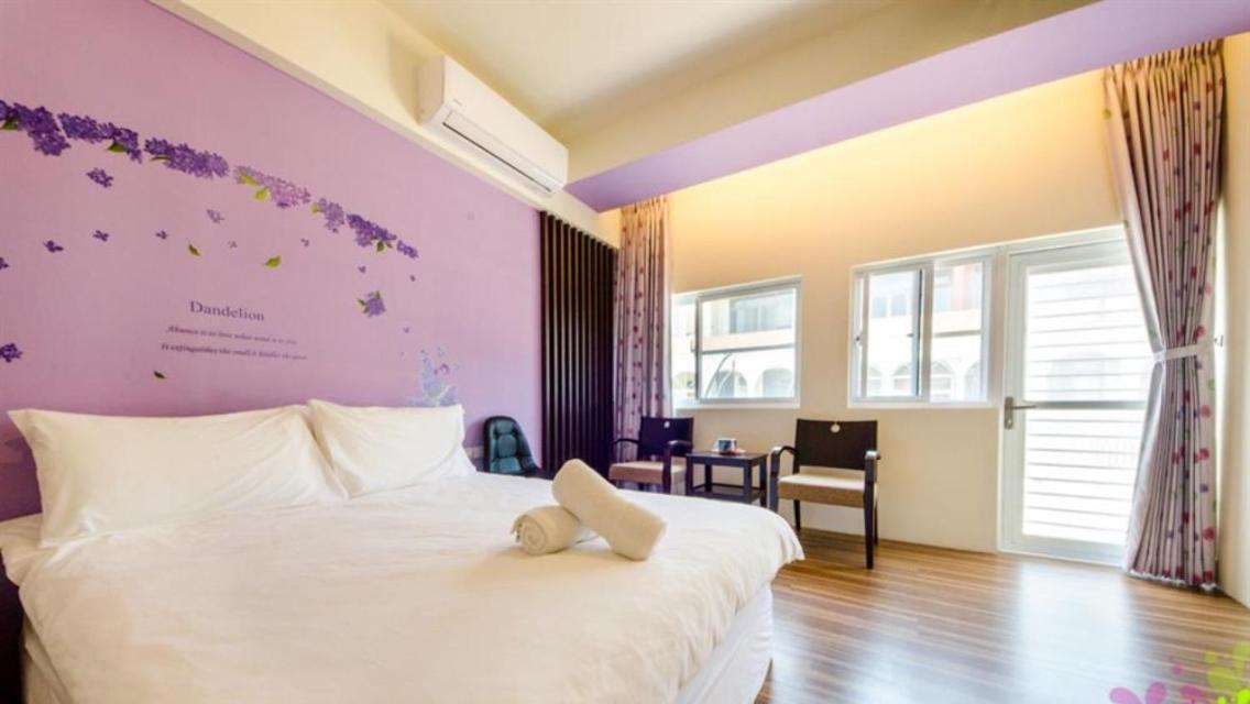 小黑琵416輕旅 Little Happy Hostel 台南 エクステリア 写真