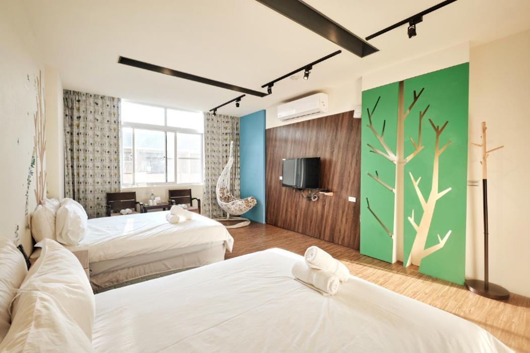 小黑琵416輕旅 Little Happy Hostel 台南 エクステリア 写真
